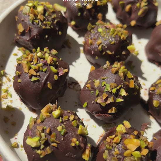 Cocolae-pistachio truffles